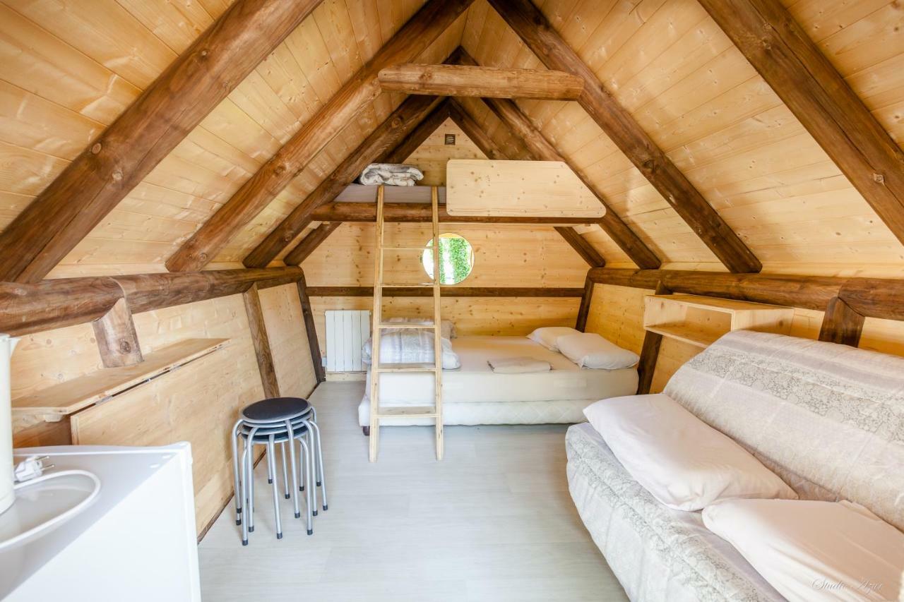 Camping De Tournus - Drole De Cabane Bagian luar foto