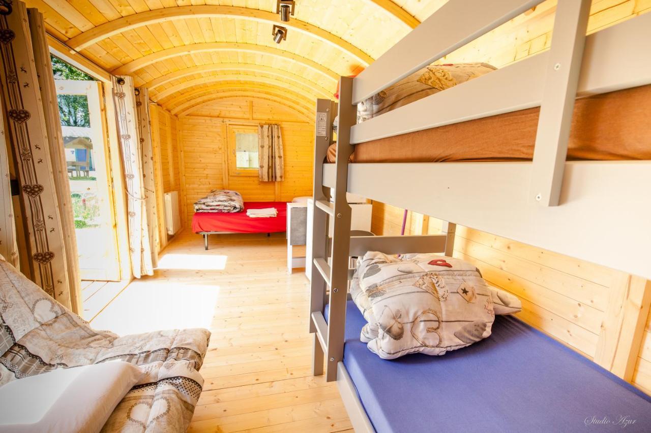 Camping De Tournus - Drole De Cabane Bagian luar foto